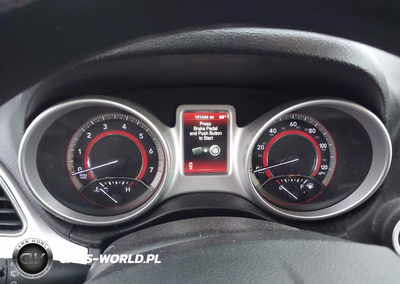 2018 Dodge Journey Se VIN:3C4PDCAB8JT302001 - 7