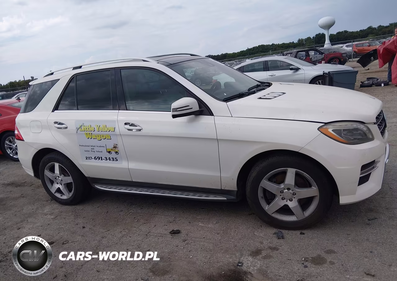 2015 Mercedes-Benz Ml 400 4Matic VIN:4JGDA5GB3FA487700 - 12