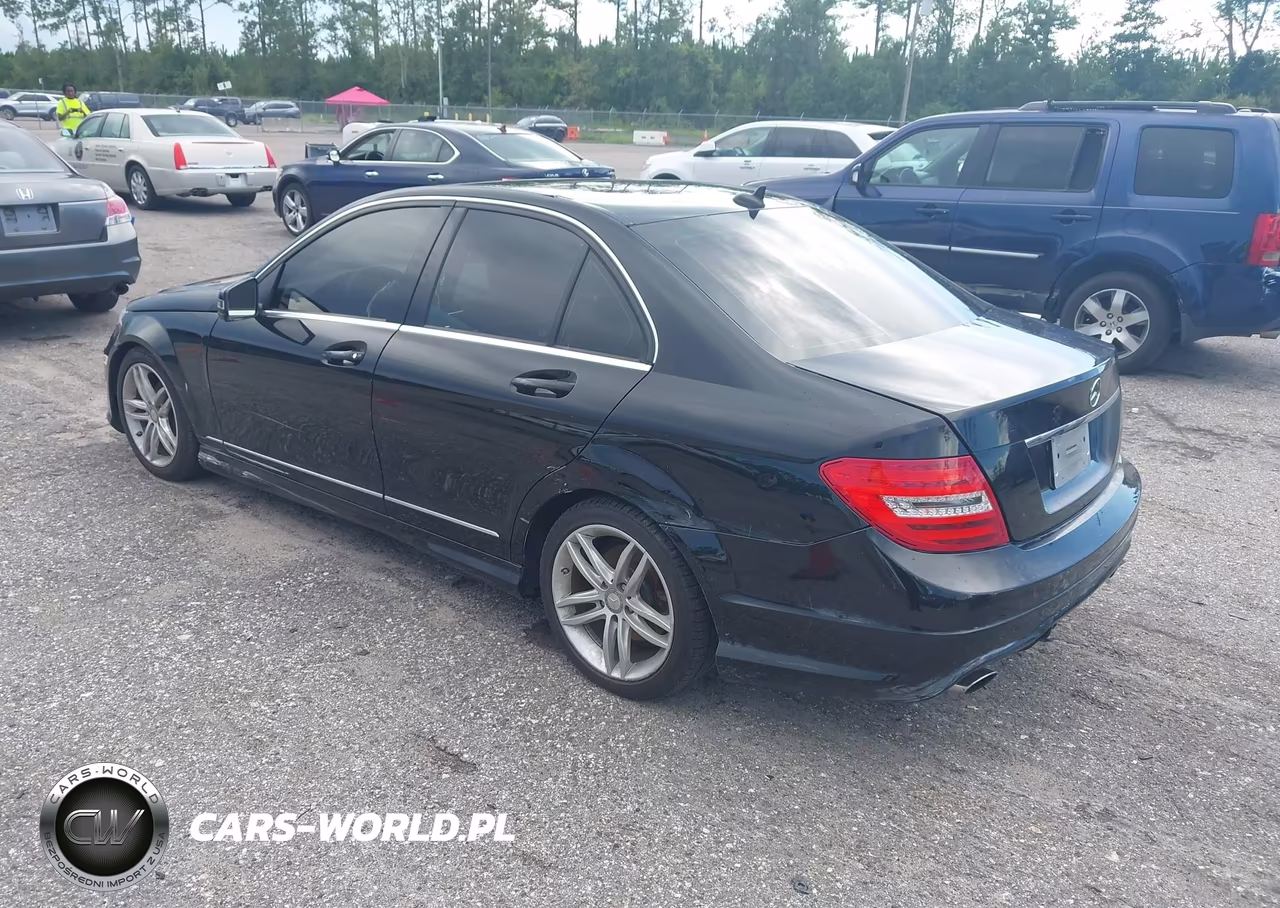 2012 Mercedes-Benz C 250 Luxury-Sport VIN:WDDGF4HB5CR207127 - 3