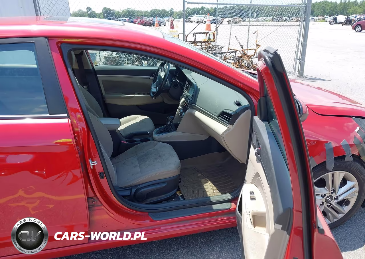 2020 Hyundai Elantra Value Edition VIN:5NPD84LF3LH516653 - 5