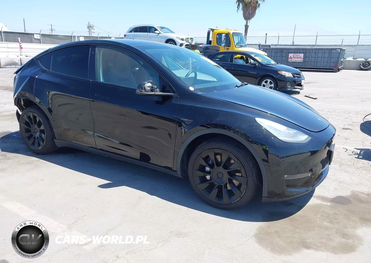 2021 Tesla Model Y Long Range Dual Motor All-Wheel Drive – zdjęcie 1 z 18