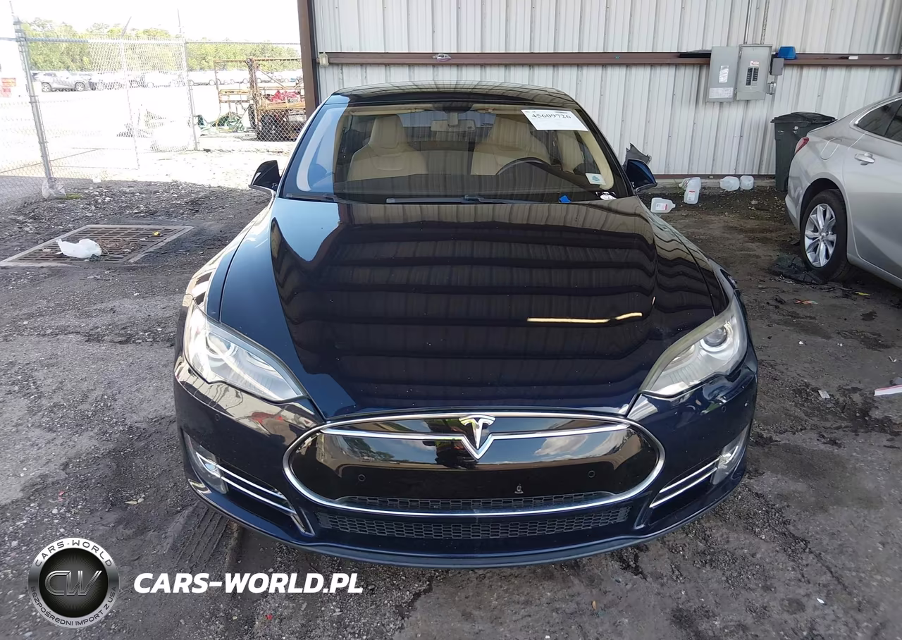 2014 Tesla Model S P85 VIN:5YJSA1H13EFP50400 - 11