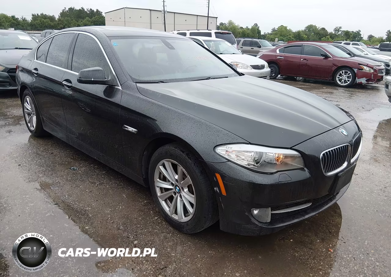 2011 BMW 528I
