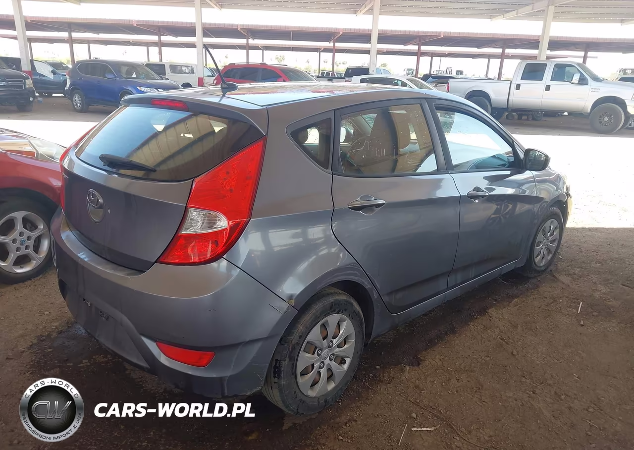 2017 Hyundai Accent Se VIN:KMHCT5AE9HU326164 - 4