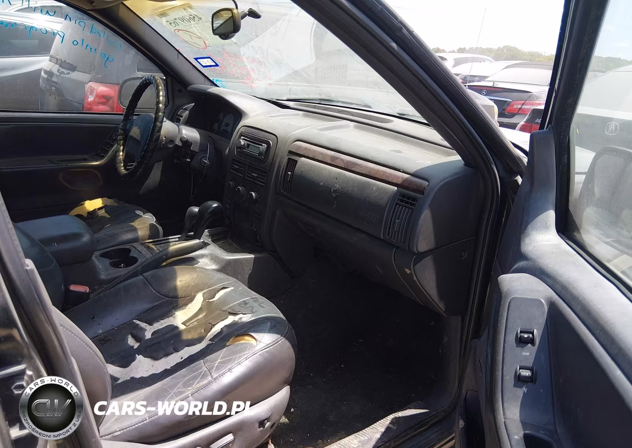 2000 Jeep Grand Cherokee Laredo VIN:1J4GW48S4YC324423 - 5