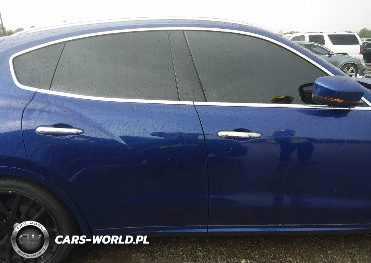 2017 Maserati Levante S VIN:ZN661YUS8HX260701 - 13