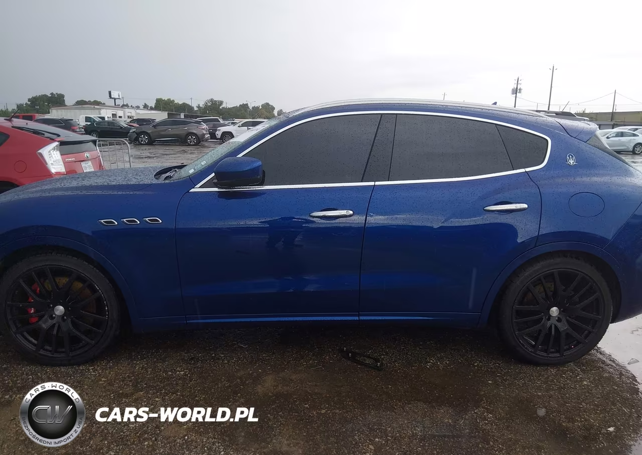 2017 Maserati Levante S VIN:ZN661YUS8HX260701 - 14