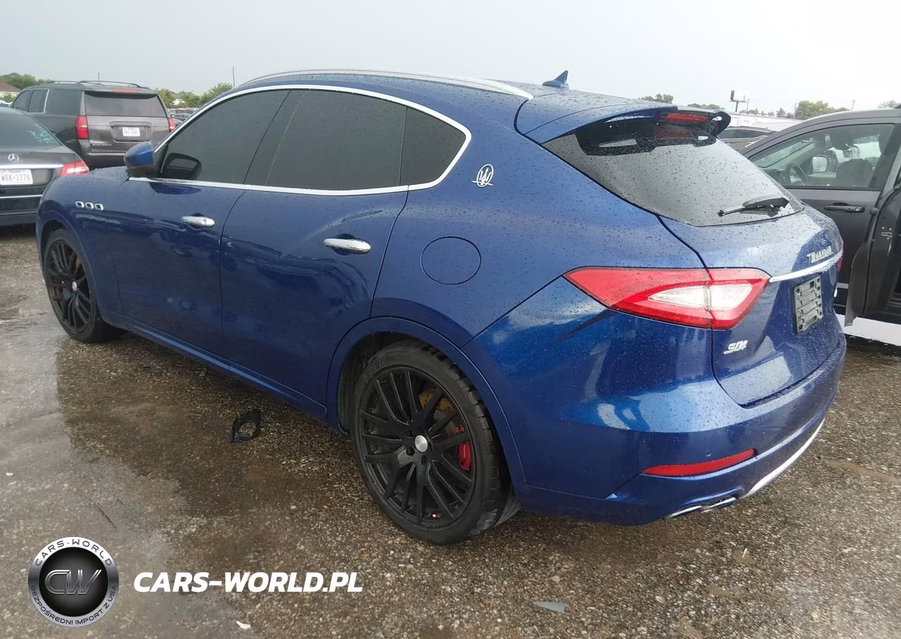2017 Maserati Levante S VIN:ZN661YUS8HX260701 - 3