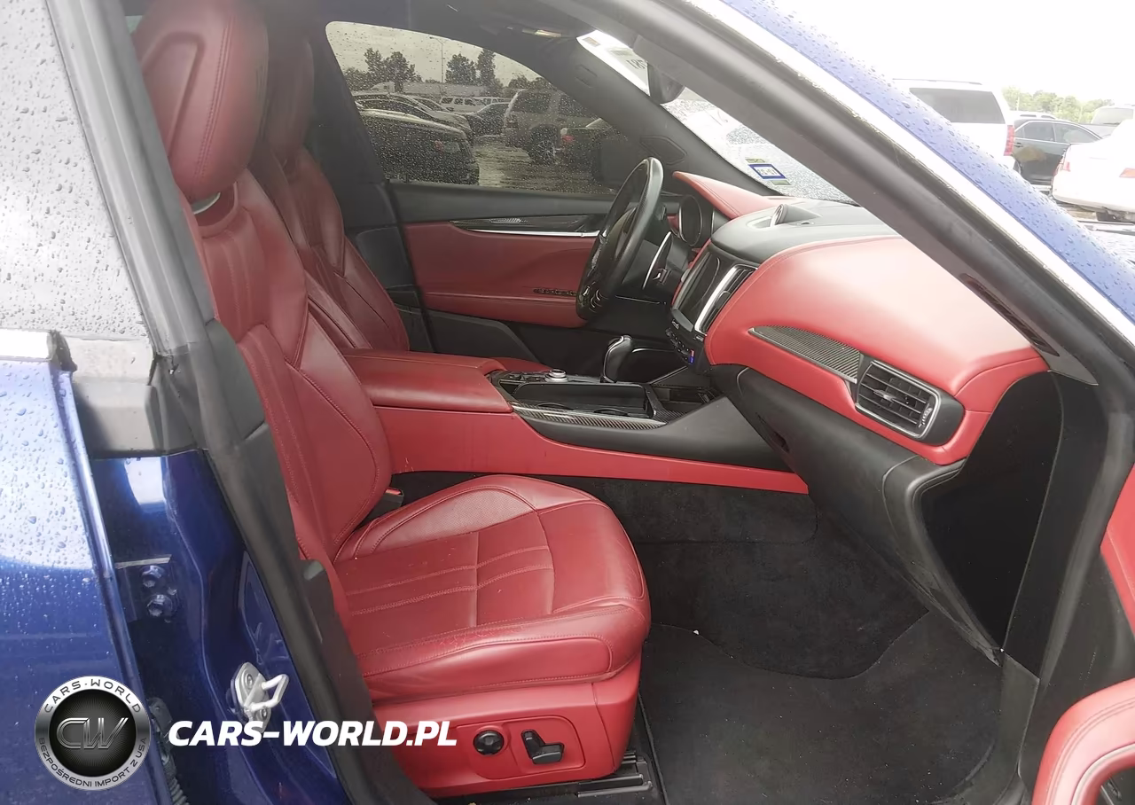 2017 Maserati Levante S VIN:ZN661YUS8HX260701 - 5