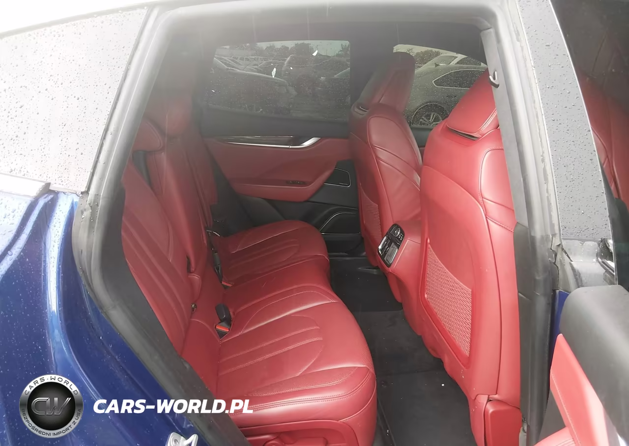 2017 Maserati Levante S VIN:ZN661YUS8HX260701 - 8