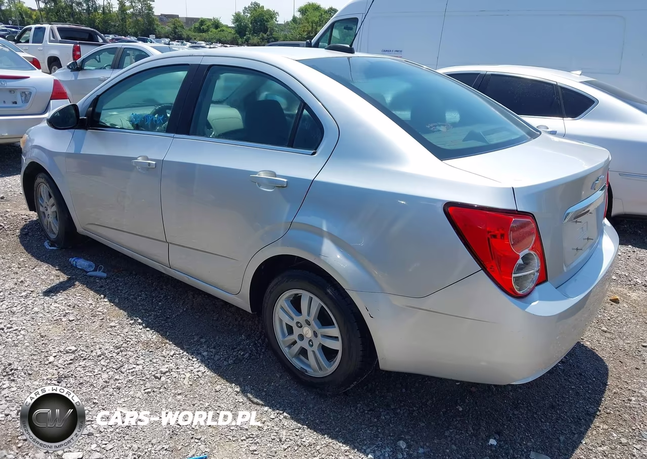 2015 Chevrolet Sonic Lt Auto VIN:1G1JC5SH8F4154901 - 3