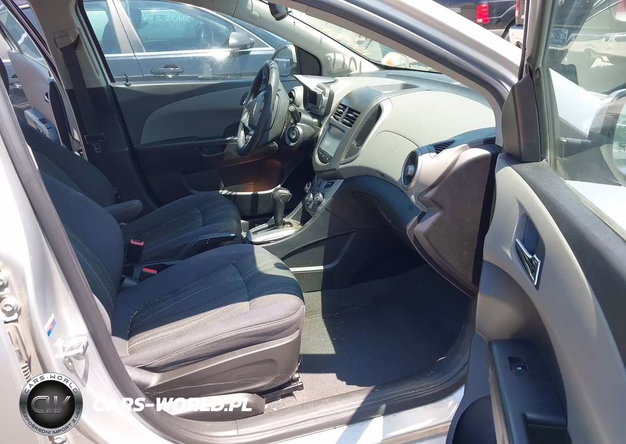 2015 Chevrolet Sonic Lt Auto VIN:1G1JC5SH8F4154901 - 5