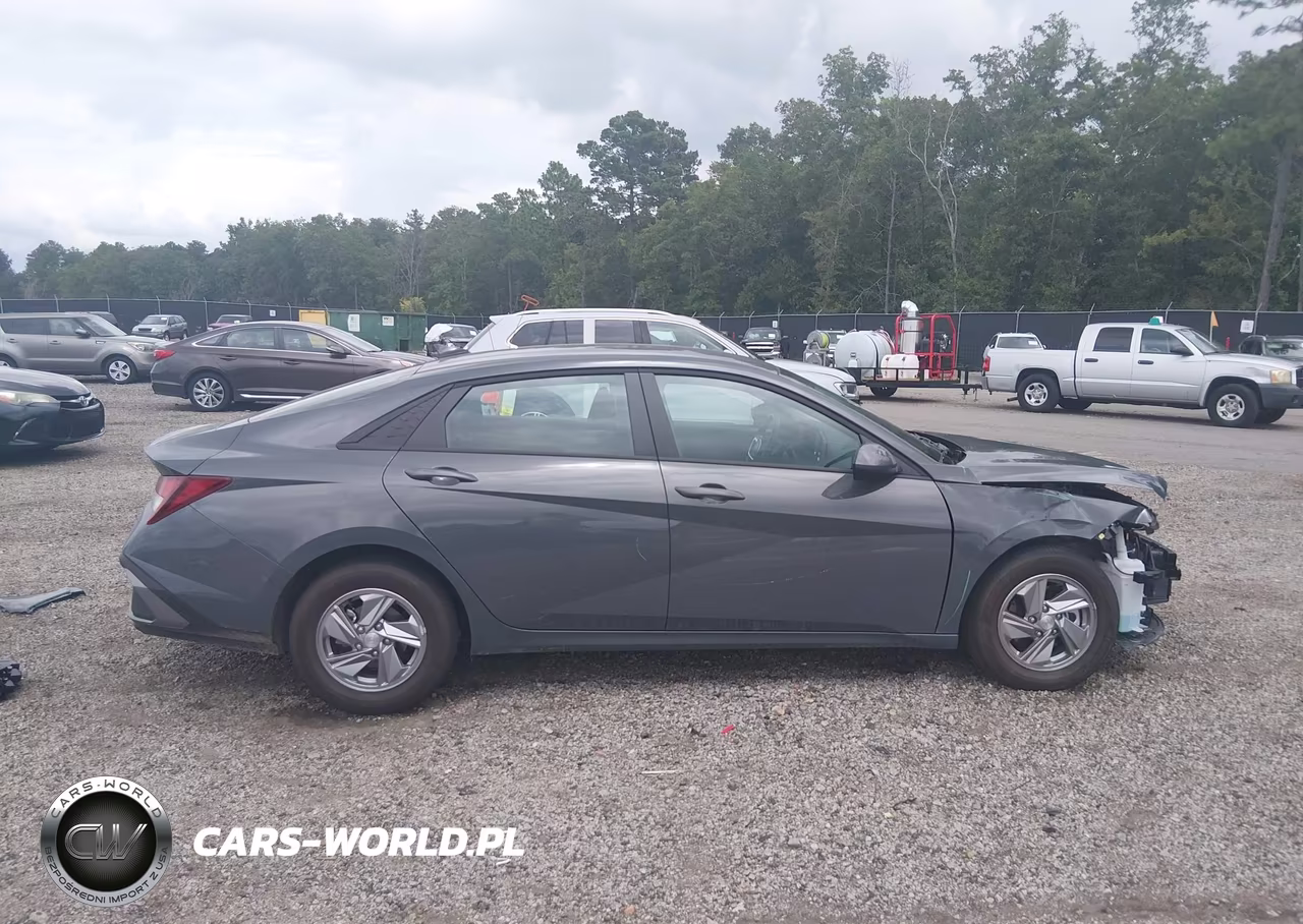 2026 Hyundai Elantra Se VIN:KMHLL4DG7TU189340 - 14