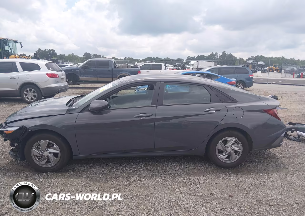 2026 Hyundai Elantra Se VIN:KMHLL4DG7TU189340 - 15