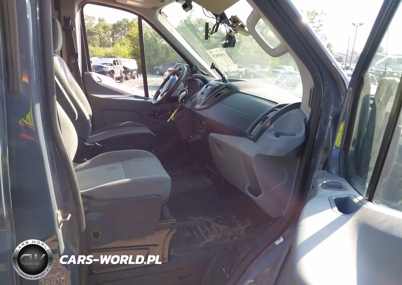 2019 Ford Transit-250 VIN:1FTYR3XM1KKA97266 - 5
