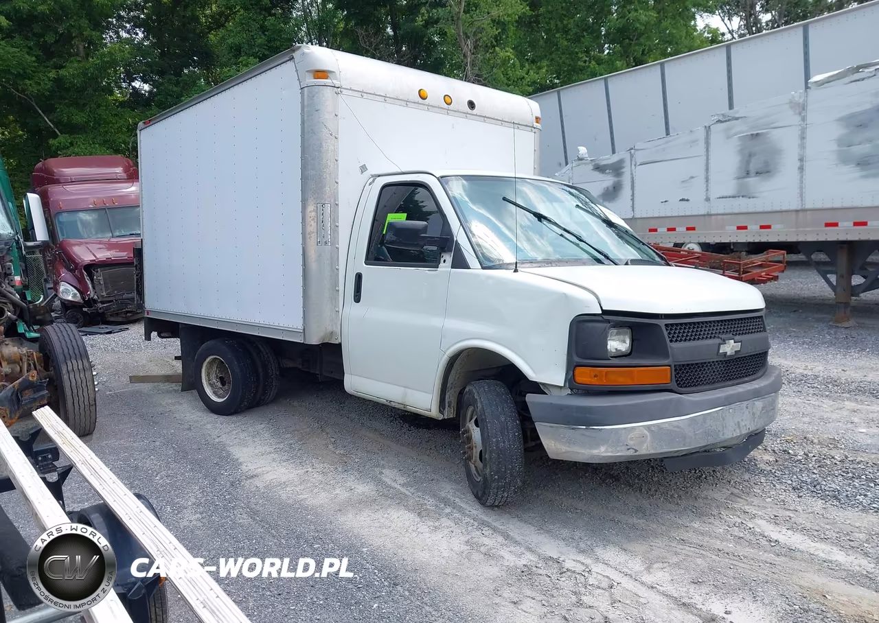 2007 Chevrolet Express Cutaway Work Van