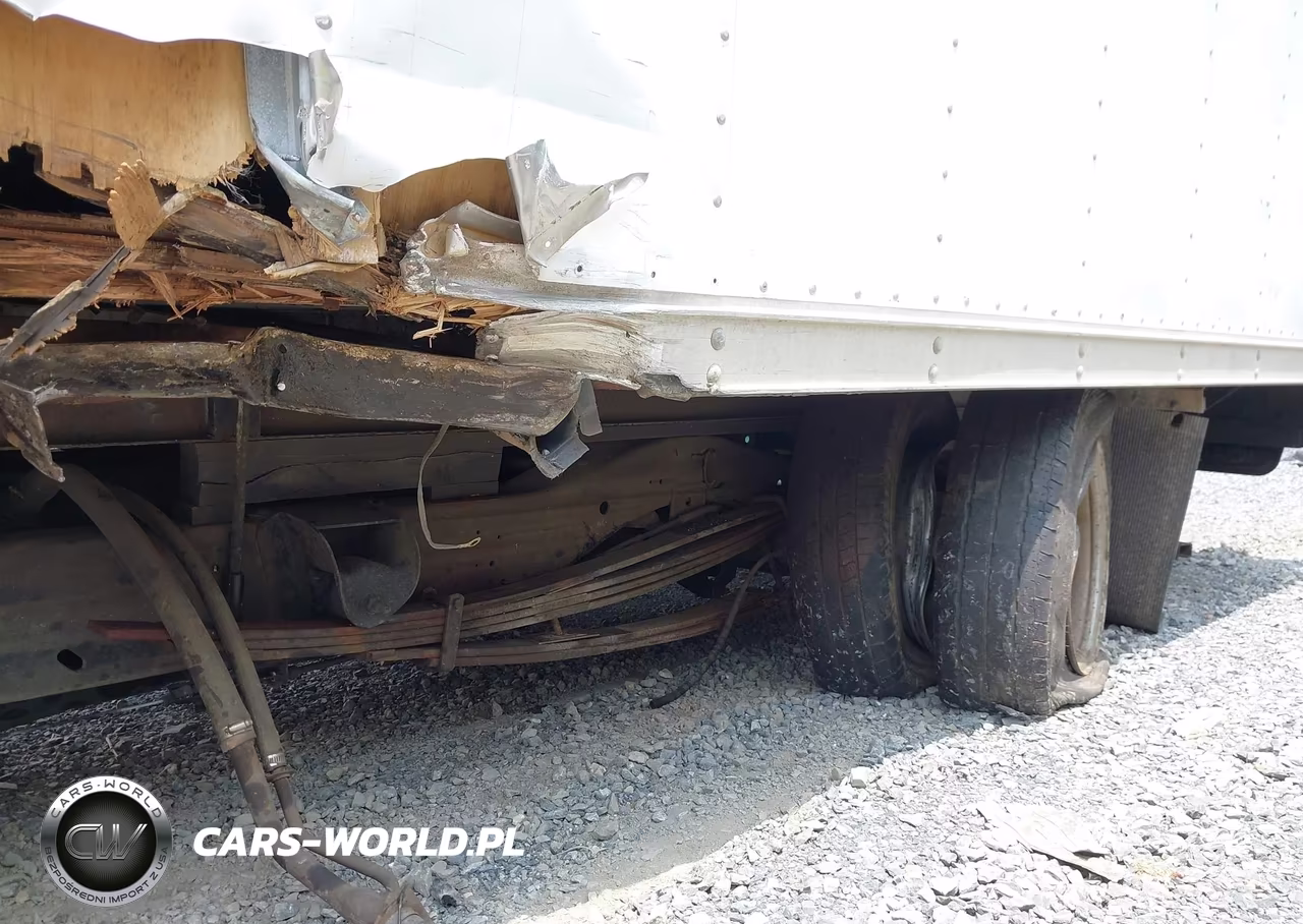 2007 Chevrolet Express Cutaway Work Van VIN:1GBHG31VX71193325 - 15