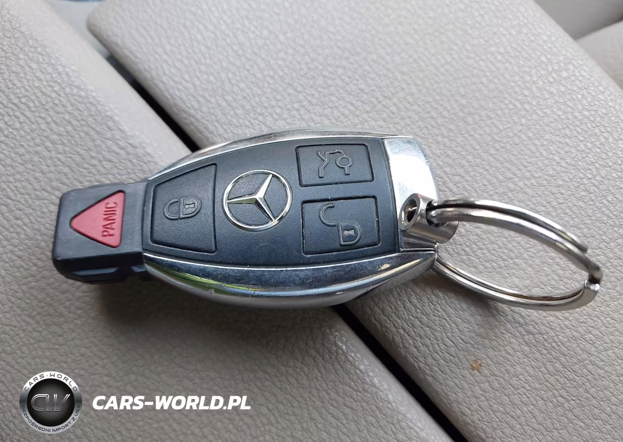 2010 Mercedes-Benz Glk 350 4Matic VIN:WDCGG8HB0AF419120 - 11