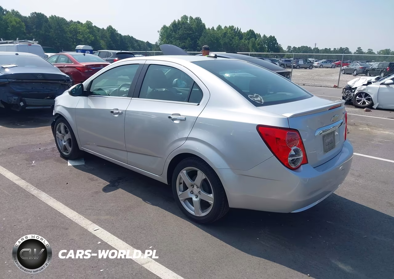2014 Chevrolet Sonic Ltz Auto VIN:1G1JE5SB3E4193707 - 3