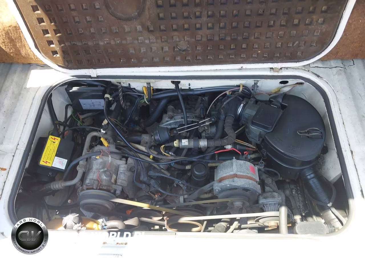 1990 Volkswagen Vanagon Bus VIN:WV2YB0250LH012274 - 10
