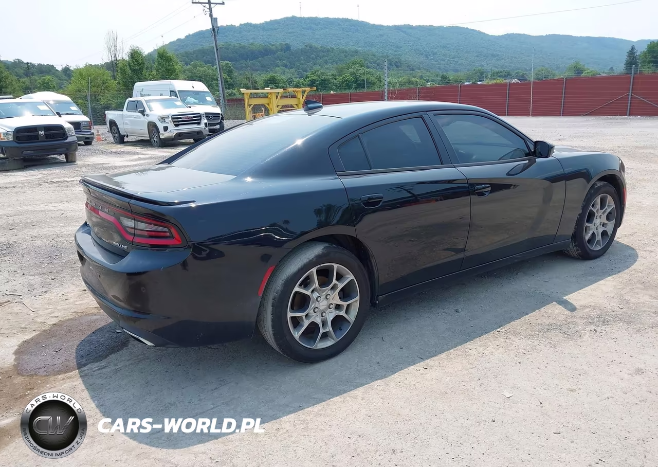 2015 Dodge Charger Sxt VIN:2C3CDXJG0FH746351 - 4