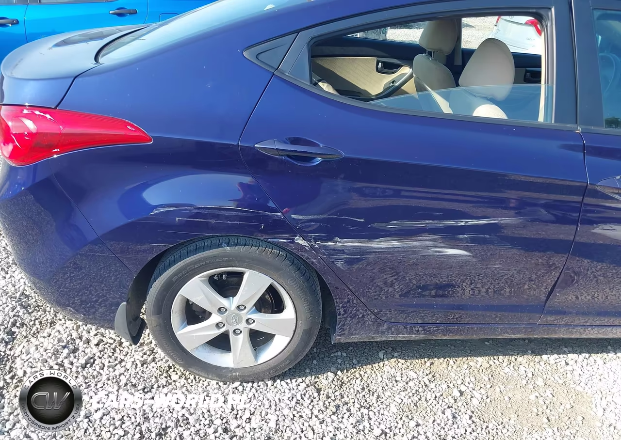 2013 Hyundai Elantra Gls VIN:5NPDH4AE9DH331647 - 6