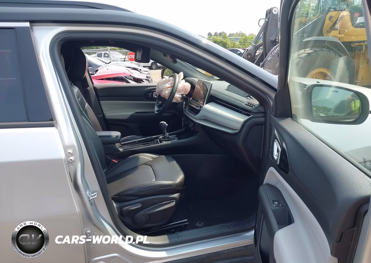 2025 Jeep Compass Limited 4X4 VIN:3C4NJDCN5ST506723 - 5