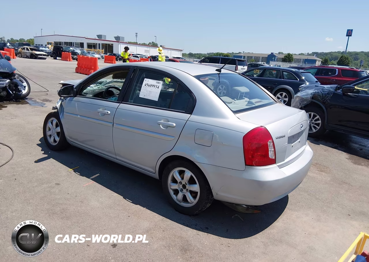 2007 Hyundai Accent Gls VIN:KMHCN46C47U121362 - 3