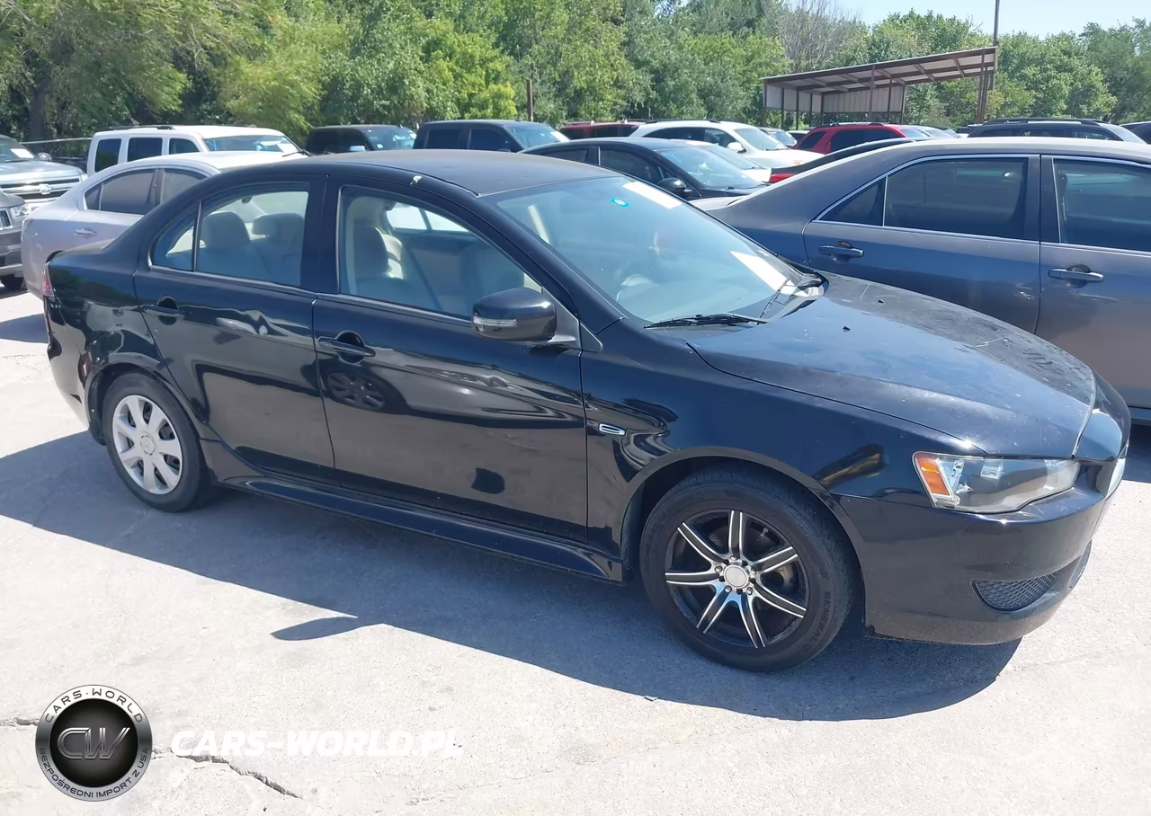 2015 Mitsubishi Lancer Es – zdjęcie 1 z 11