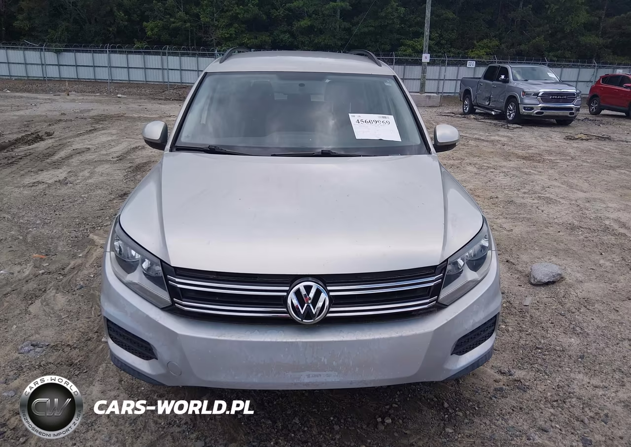 2015 Volkswagen Tiguan S VIN:WVGAV7AX4FW615923 - 12