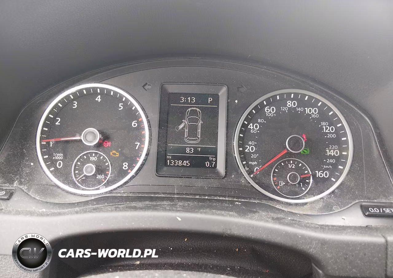 2015 Volkswagen Tiguan S VIN:WVGAV7AX4FW615923 - 7