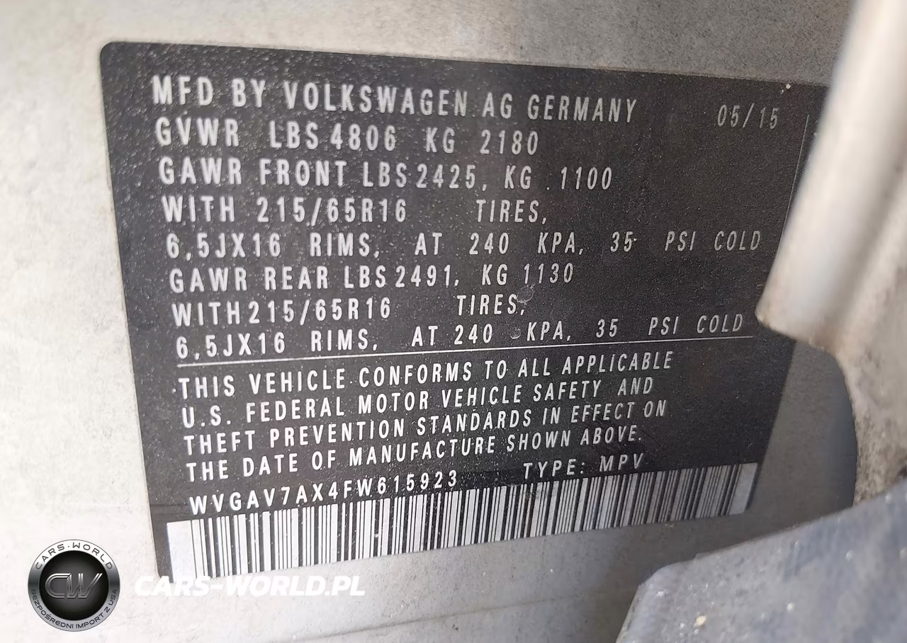 2015 Volkswagen Tiguan S VIN:WVGAV7AX4FW615923 - 9