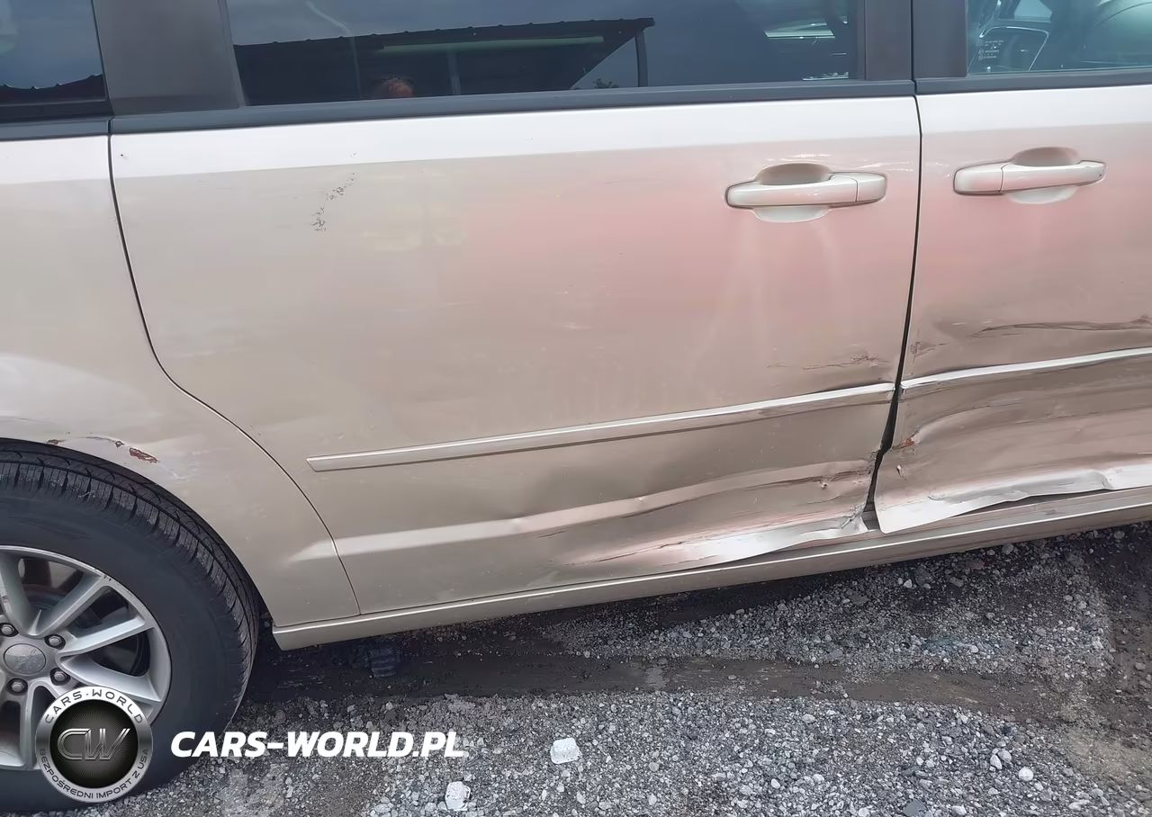 2015 Dodge Grand Caravan Se Plus VIN:2C4RDGBG8FR736374 - 14