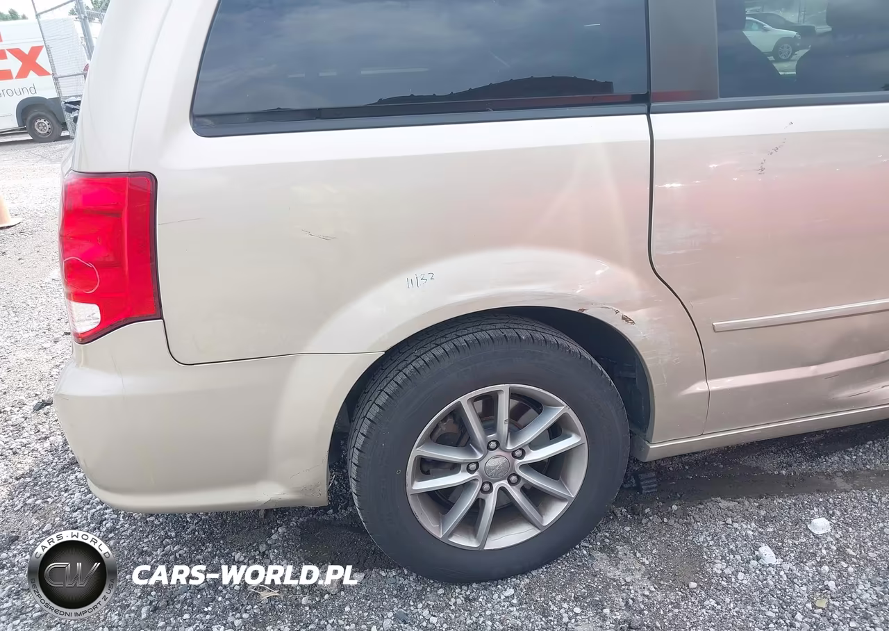 2015 Dodge Grand Caravan Se Plus VIN:2C4RDGBG8FR736374 - 15
