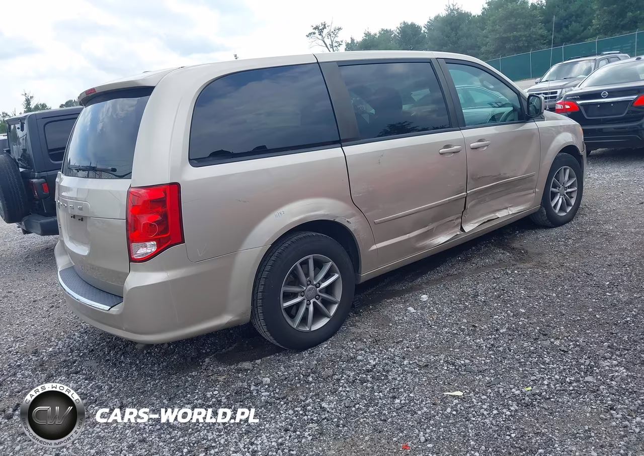 2015 Dodge Grand Caravan Se Plus VIN:2C4RDGBG8FR736374 - 4