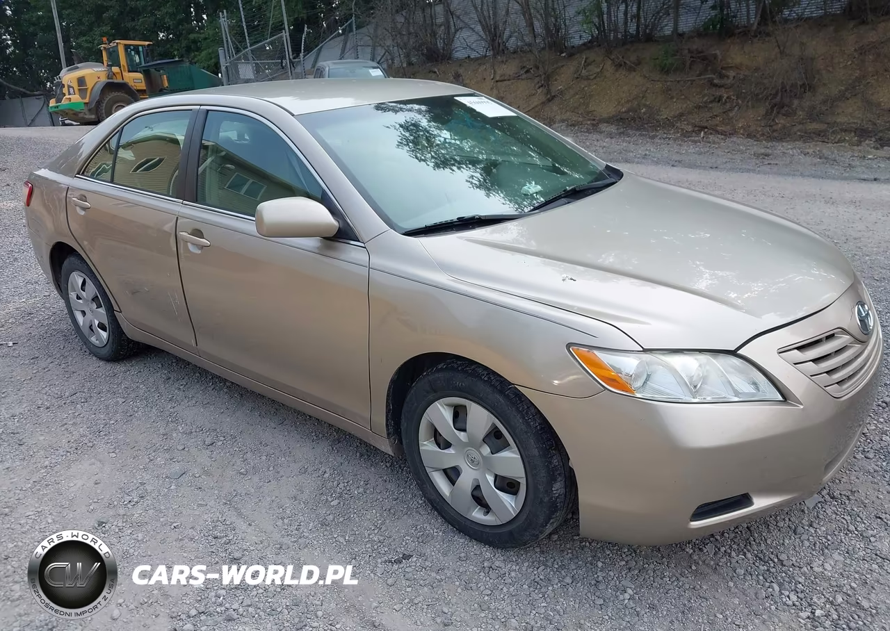 2007 Toyota Camry Le – zdjęcie 1 z 17