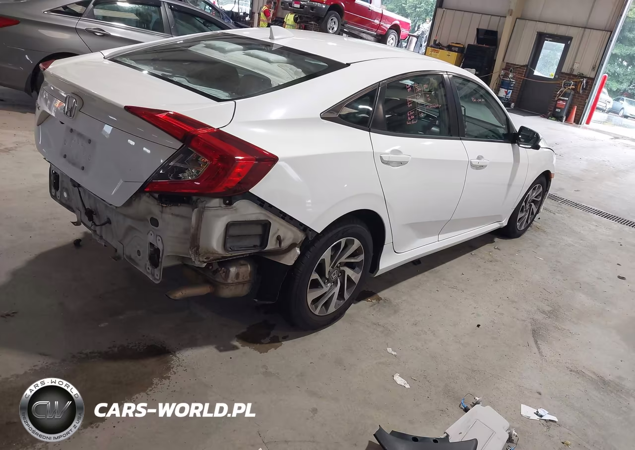 2018 Honda Civic Ex VIN:2HGFC2F70JH528993 - 4