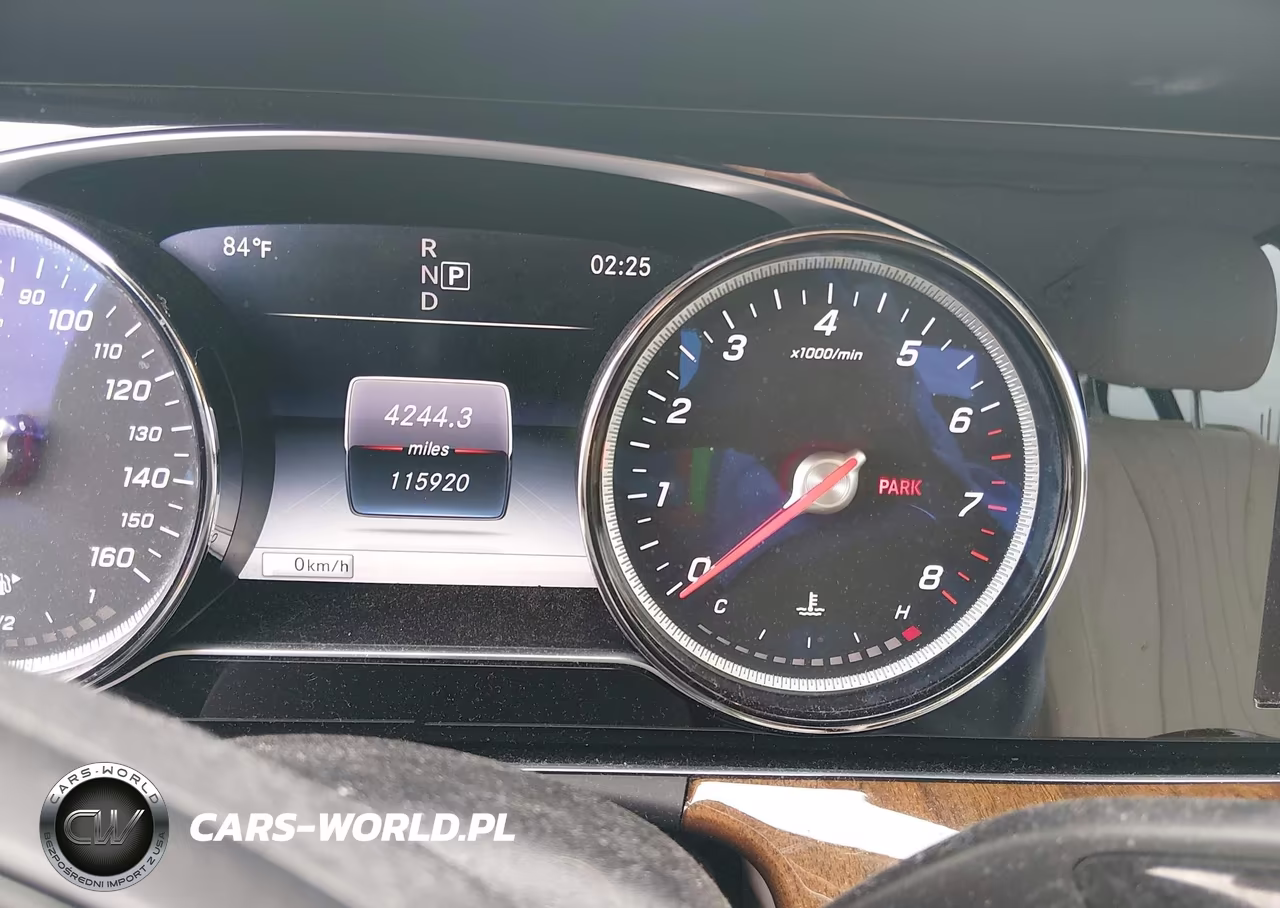 2018 Mercedes-Benz E 300 4Matic VIN:WDDZF4KB6JA377249 - 7
