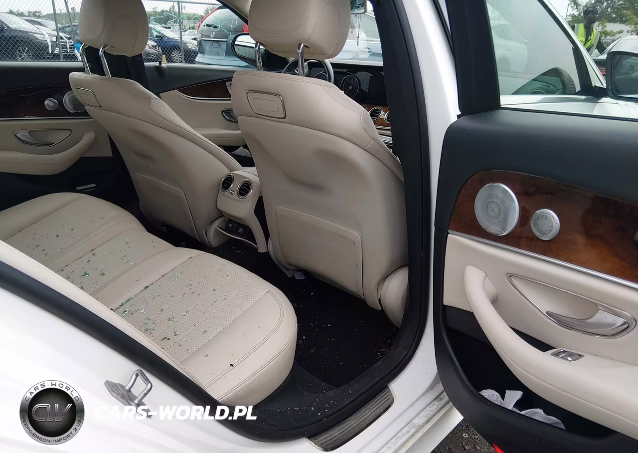 2018 Mercedes-Benz E 300 4Matic VIN:WDDZF4KB6JA377249 - 8