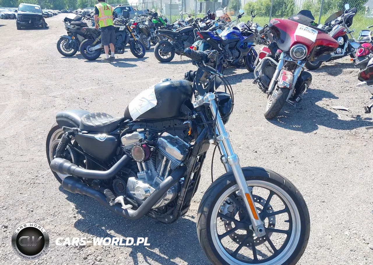 2014 Harley-Davidson Xl883 Superlow
