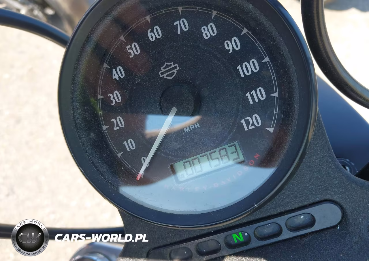 2014 Harley-Davidson Xl883 Superlow VIN:1HD4CR218EC422007 - 7