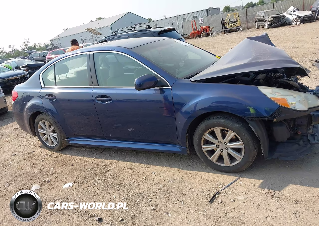 2010 Subaru Legacy 2.5I Premium VIN:4S3BMCG66A3215536 - 14