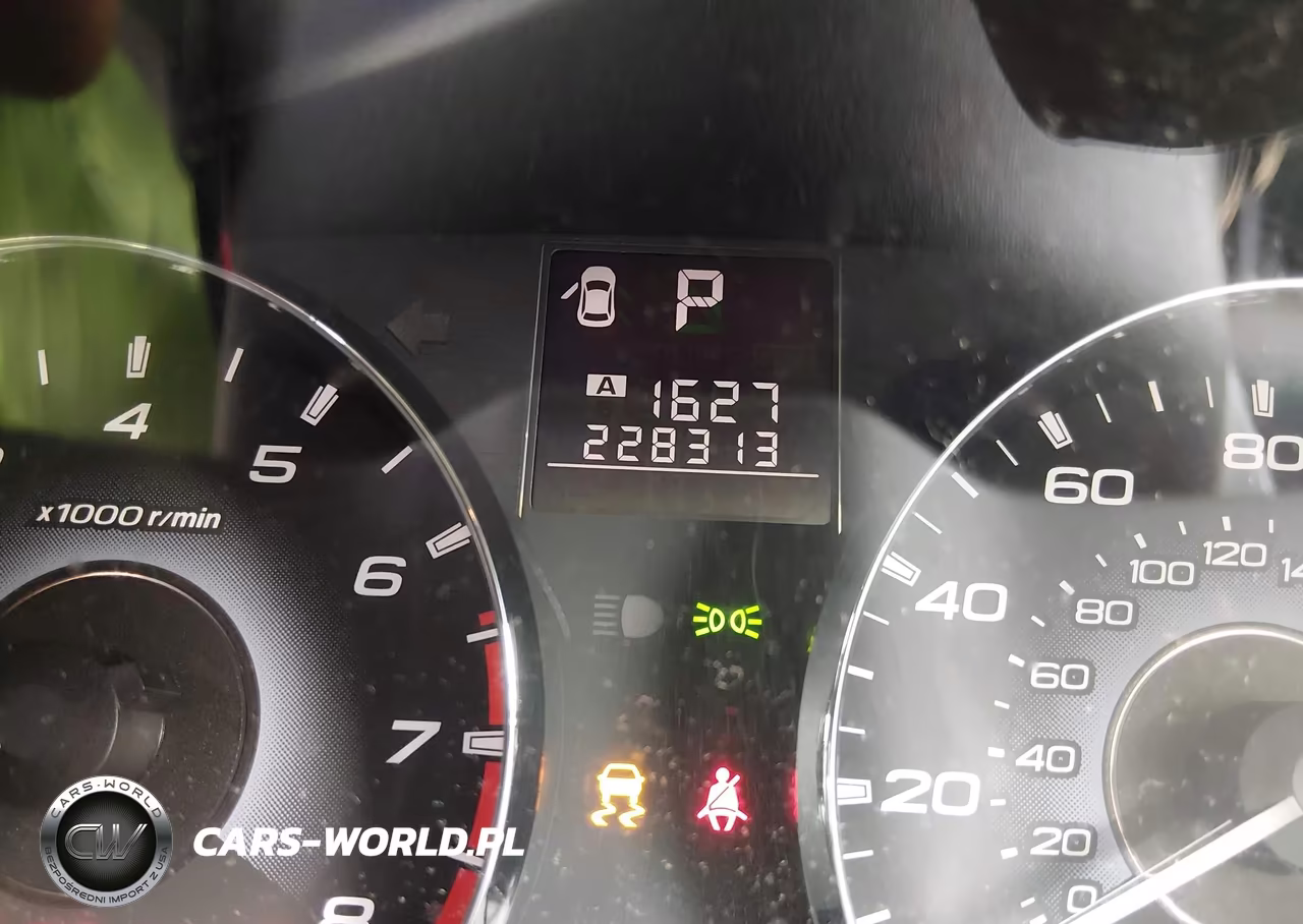 2010 Subaru Legacy 2.5I Premium VIN:4S3BMCG66A3215536 - 16