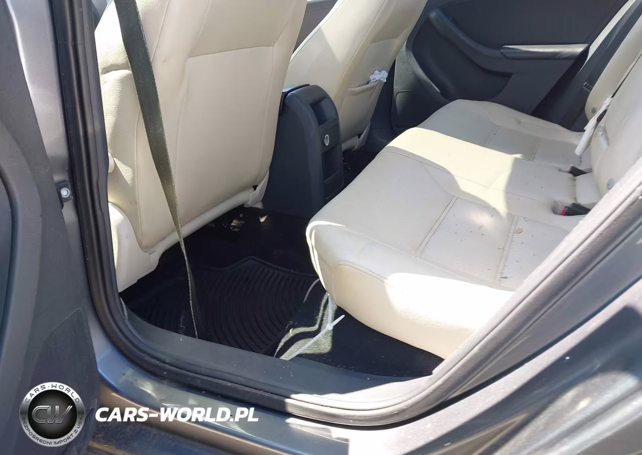 2015 Volkswagen Jetta 1.8T Se VIN:3VWD07AJ9FM282689 - 8