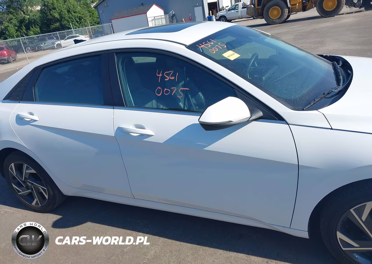 2025 Hyundai Elantra Hybrid Limited VIN:KMHLN4DJ0SU143563 - 13