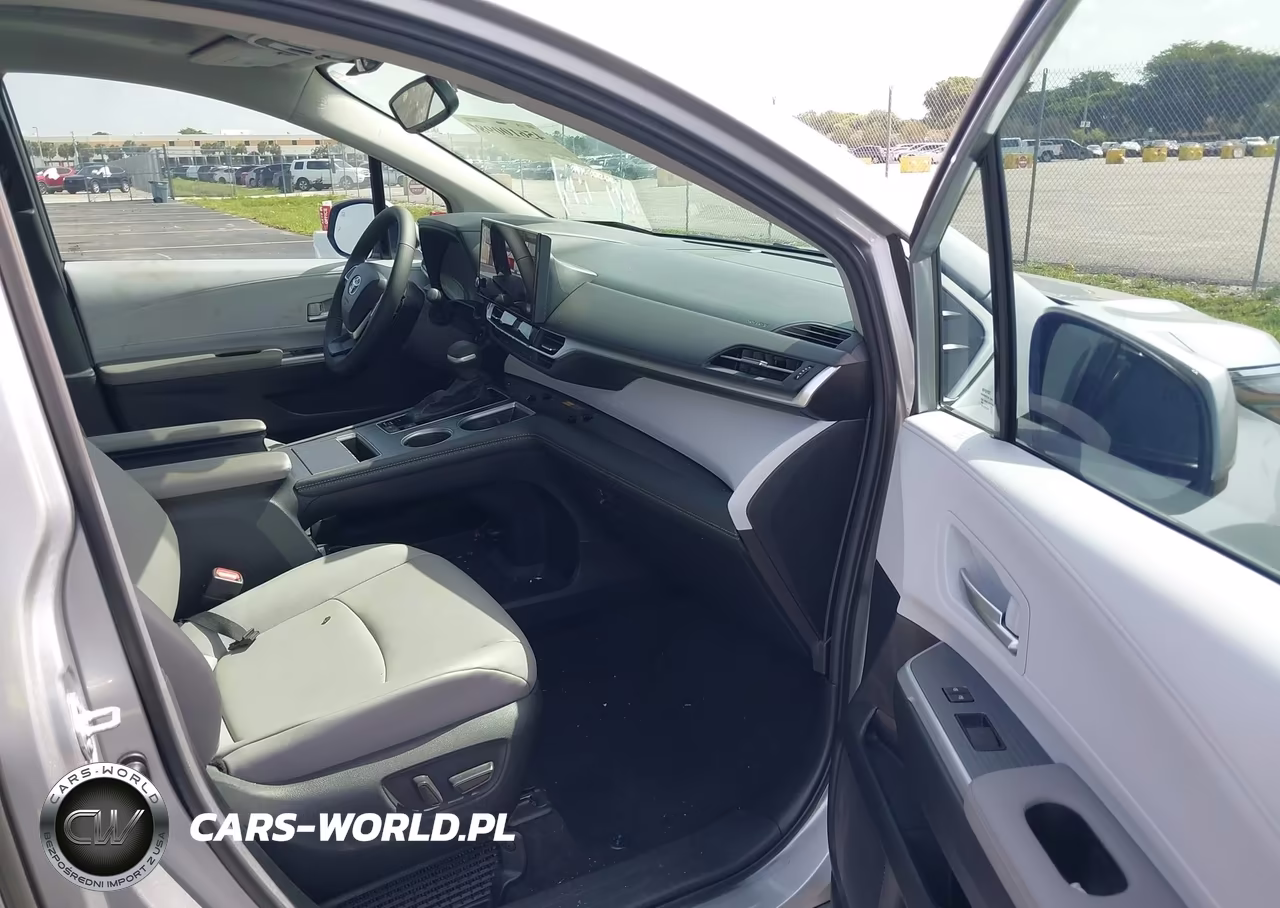 2025 Toyota Sienna Xle VIN:5TDYRKEC5SS281834 - 5