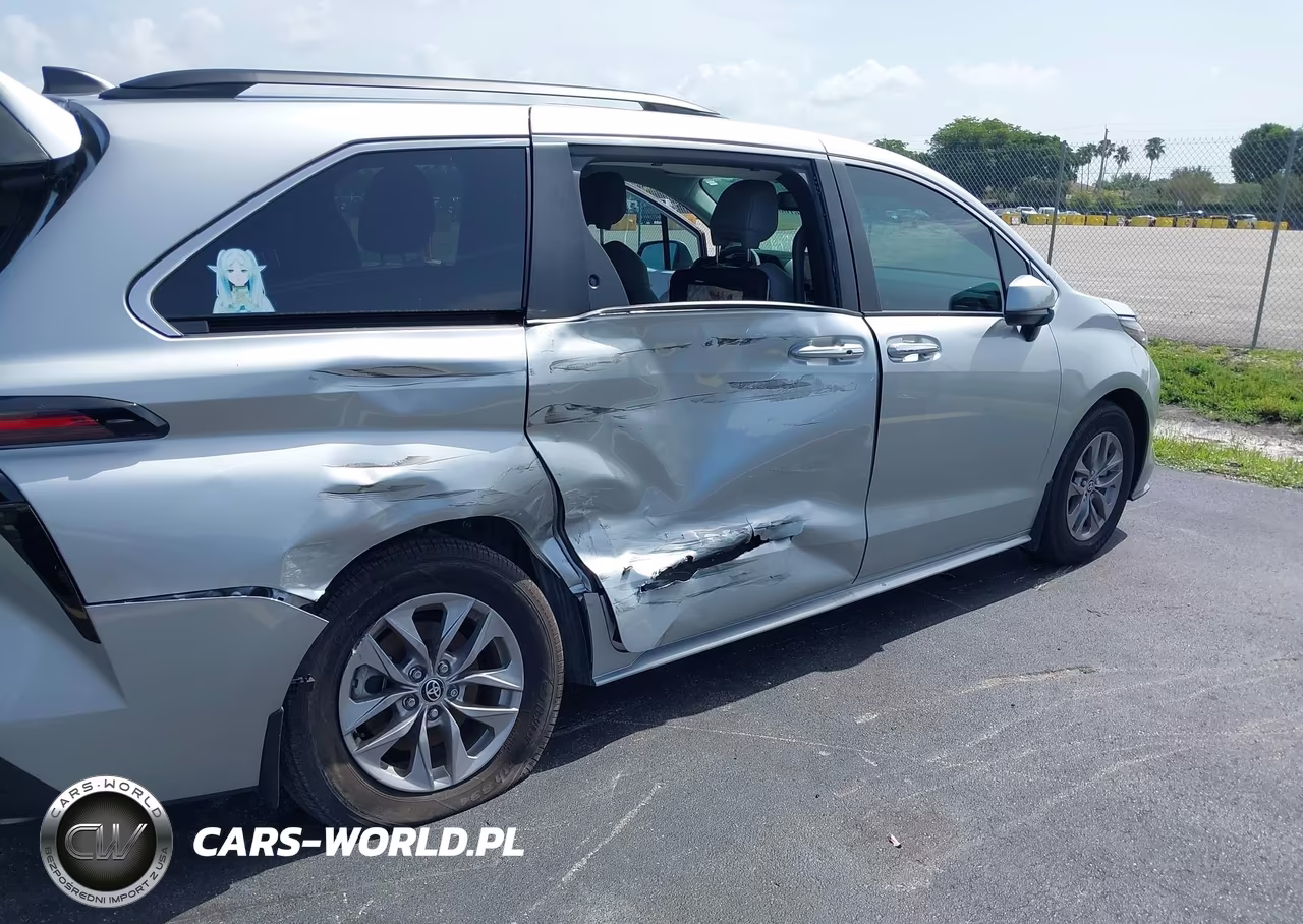 2025 Toyota Sienna Xle VIN:5TDYRKEC5SS281834 - 6