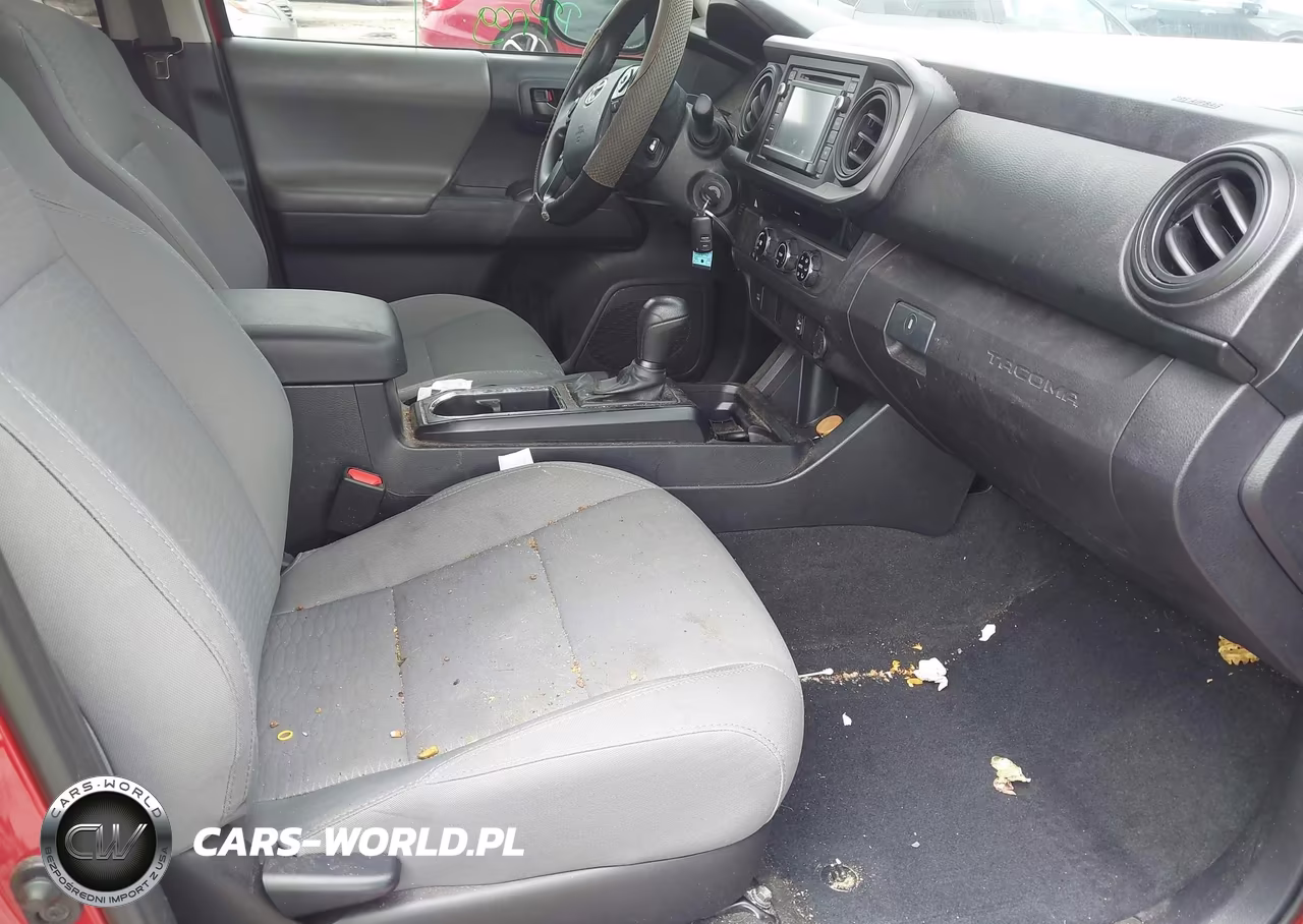 2018 Toyota Tacoma Sr VIN:5TFAX5GN9JX116756 - 5