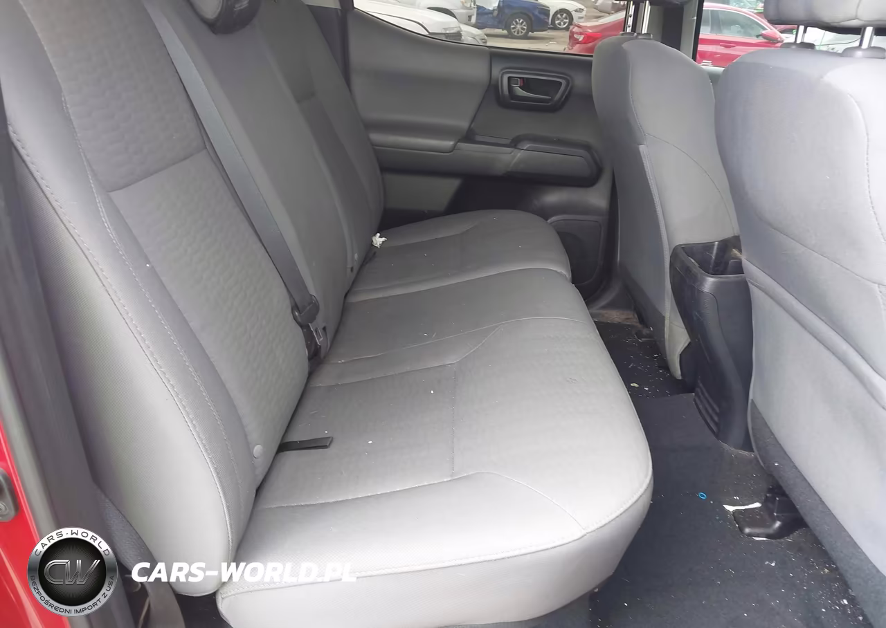 2018 Toyota Tacoma Sr VIN:5TFAX5GN9JX116756 - 8