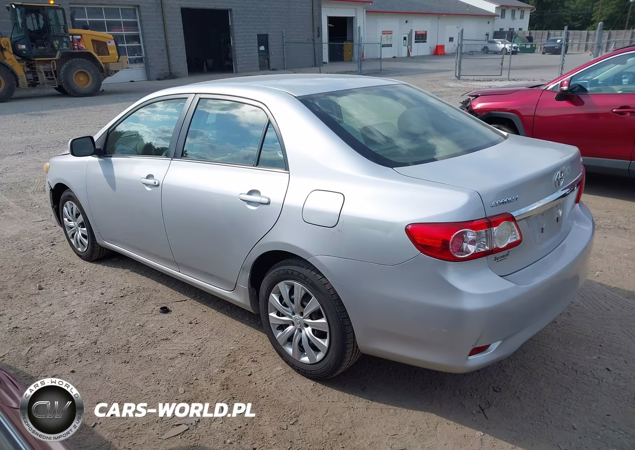 2013 Toyota Corolla Le VIN:2T1BU4EE2DC926954 - 3